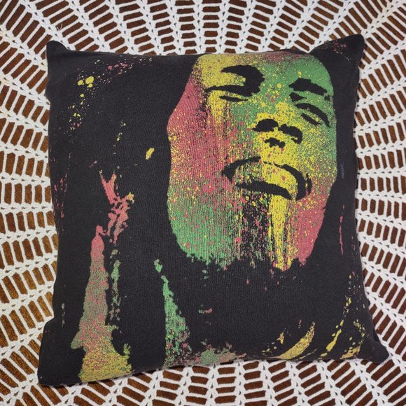 Rag Frog Revival Throw pillow COVER ONLY made from Upcycled T-shirt size 10"x10" - Picture 1 of 4